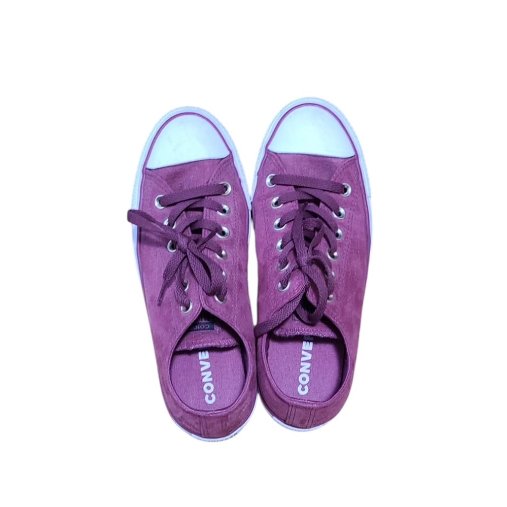Converse Low Tops